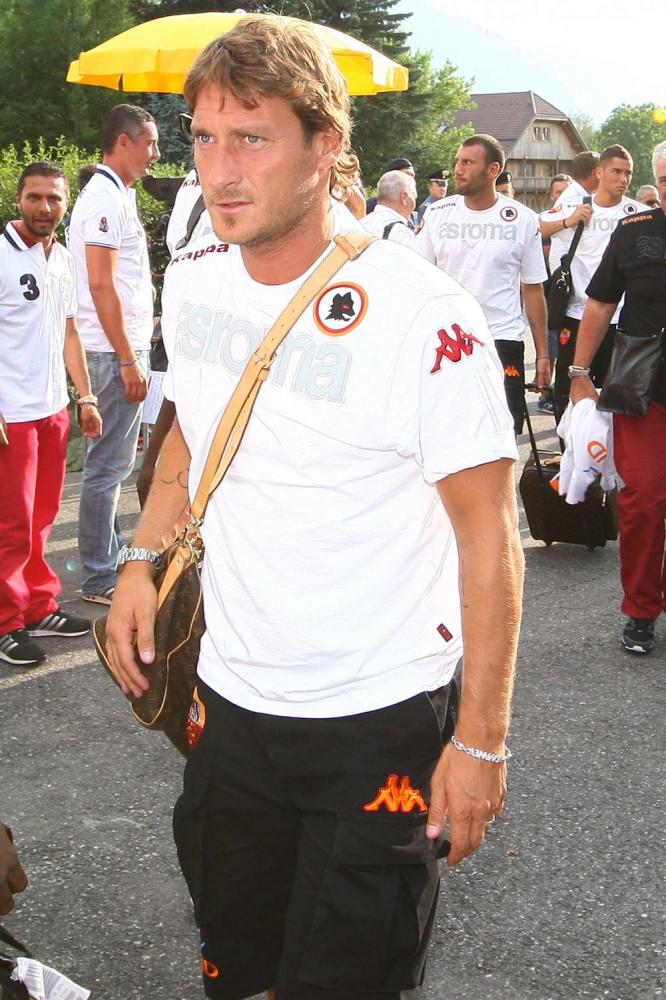 alt=
