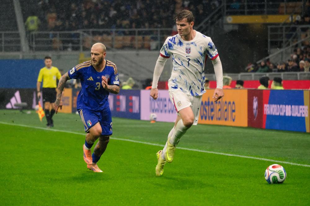 alt=