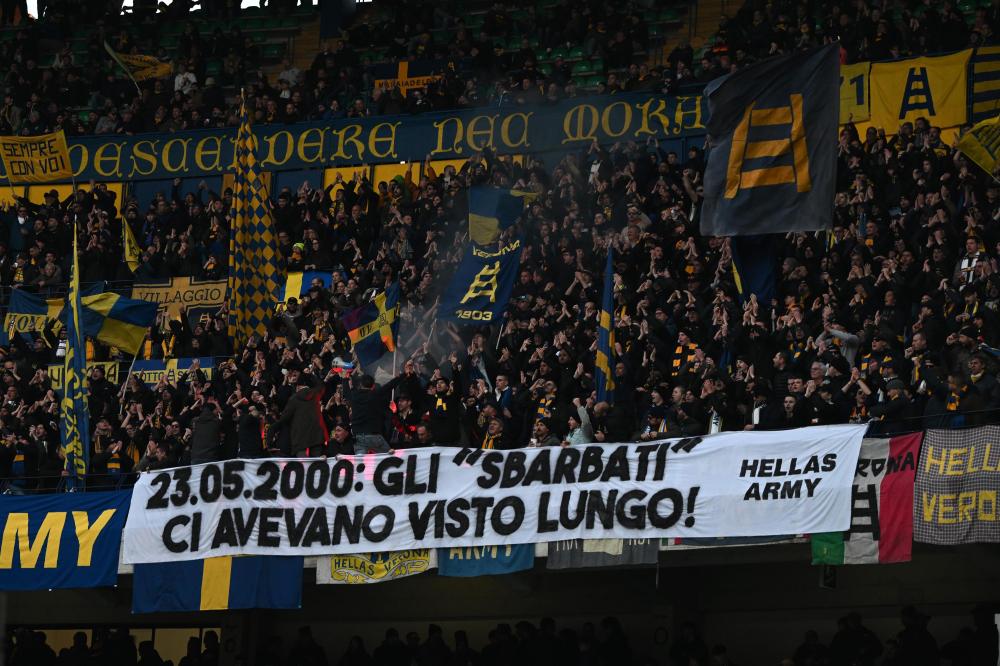 alt=