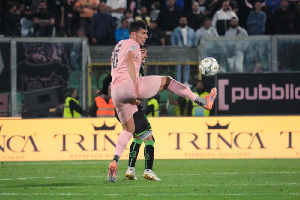 alt=