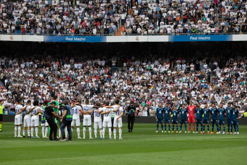 Madrid, LaLiga 21/22, Real Madrid CF-RCD Espanyol, giocata allo stadio Santiago Bernabeu, nella foto: Minuto de Silencio