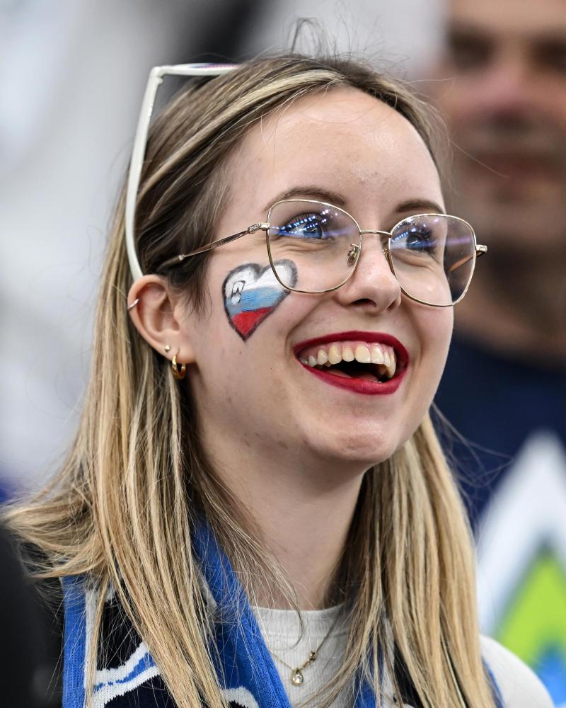 alt=