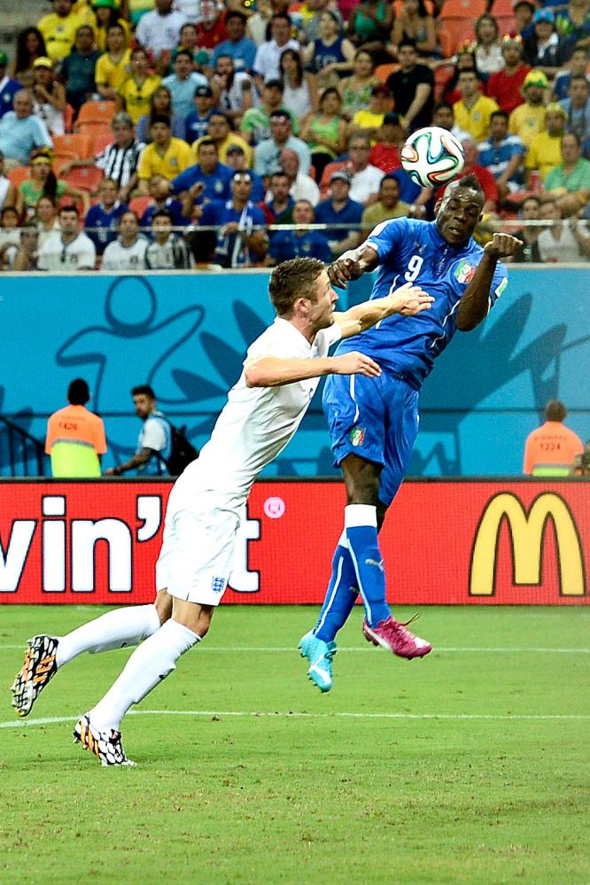 Db Manaus (Brasile) 15/06/2014 - Mondiali di calcio Brasile 2014 / Inghilterra-Italia 
nella foto: gol Mario Balotelli