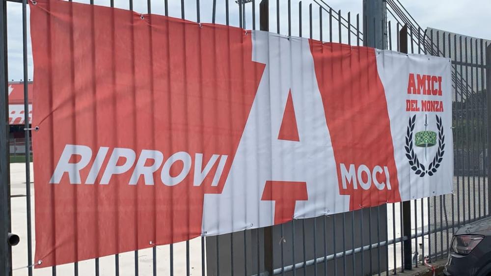 alt=