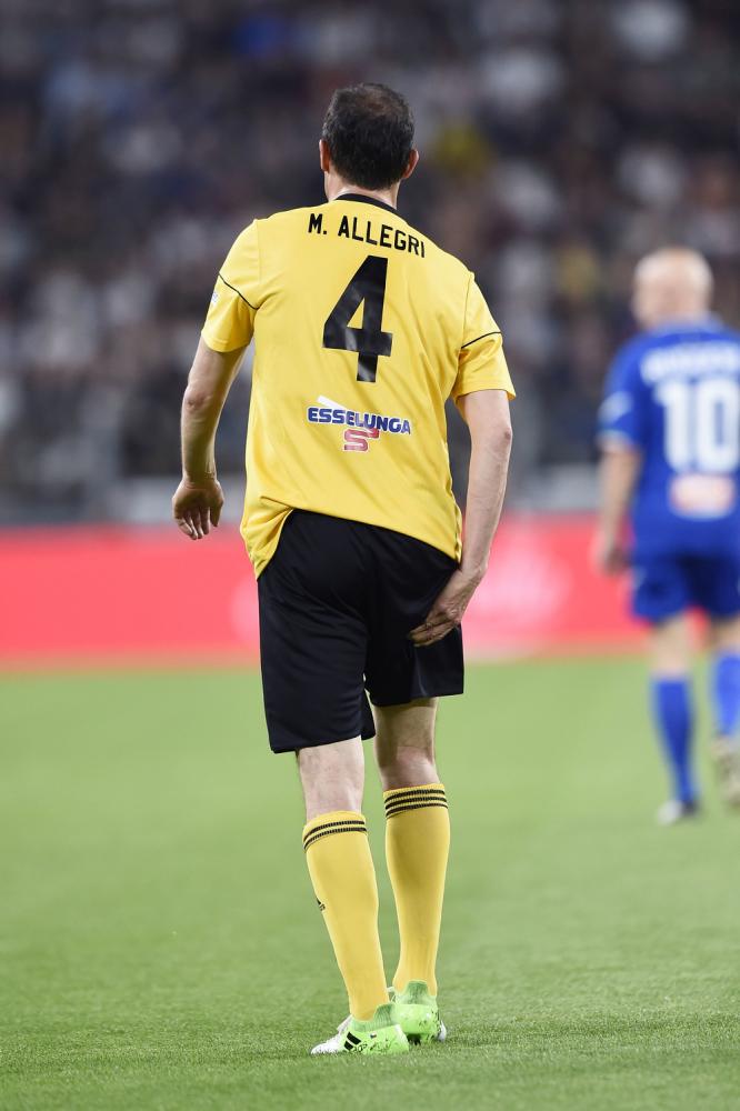 alt=