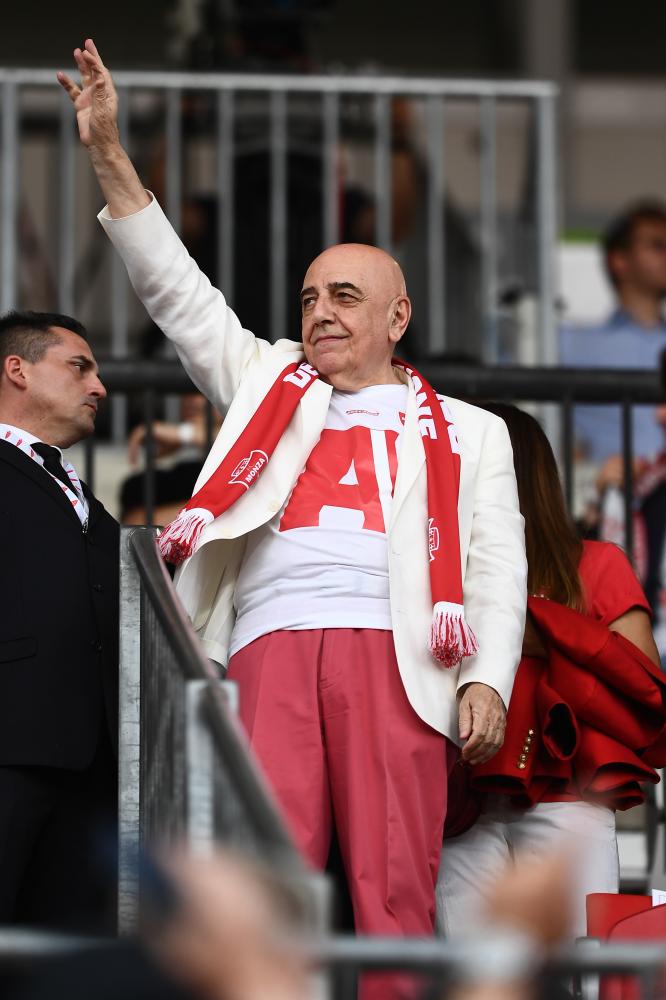 alt=