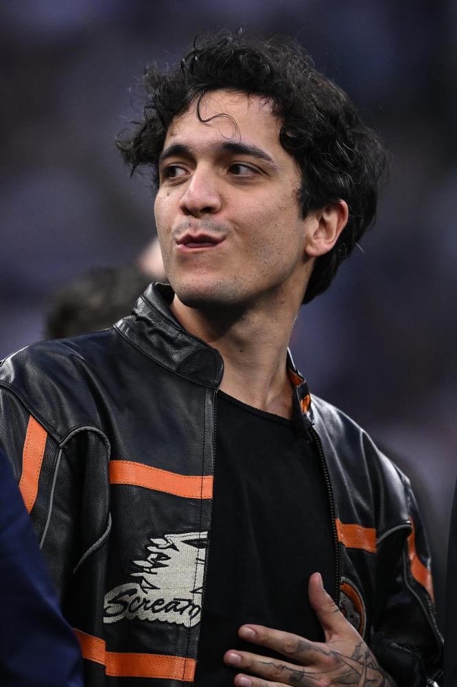 alt=