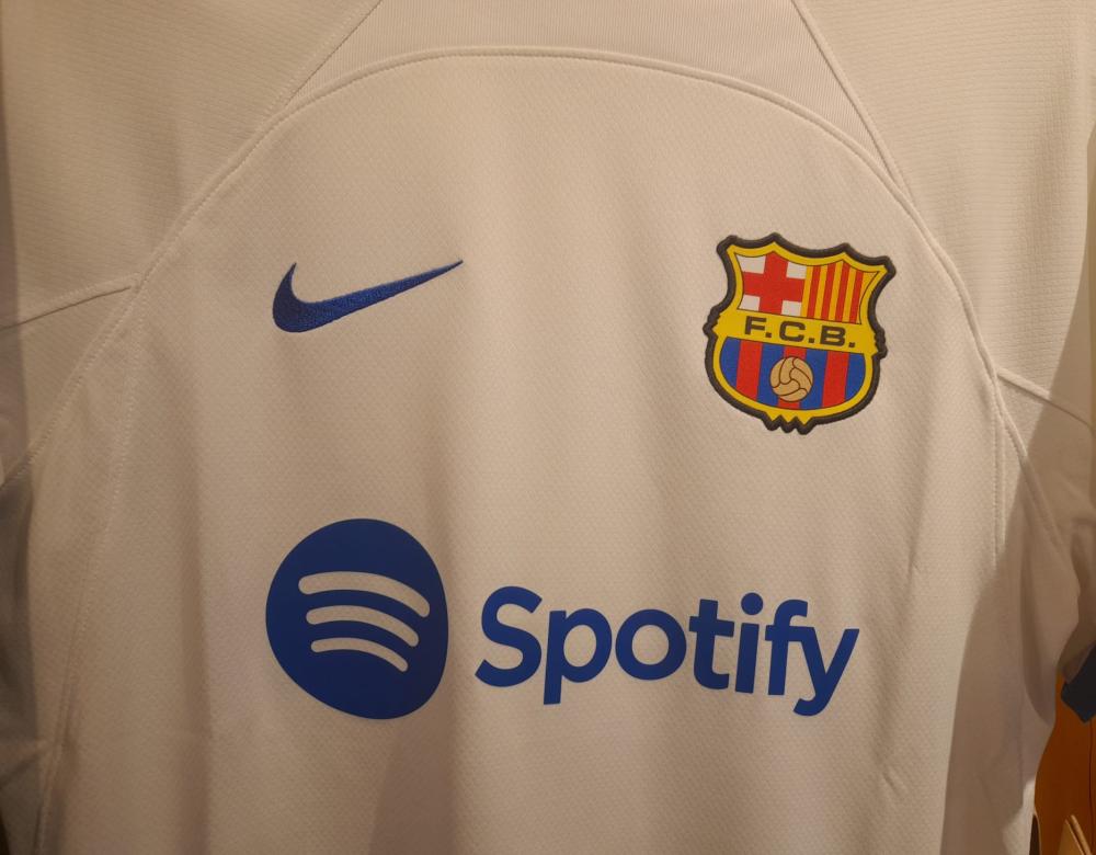 alt=