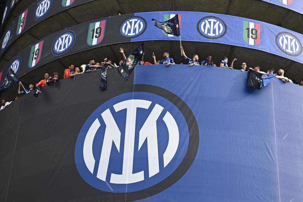 alt=