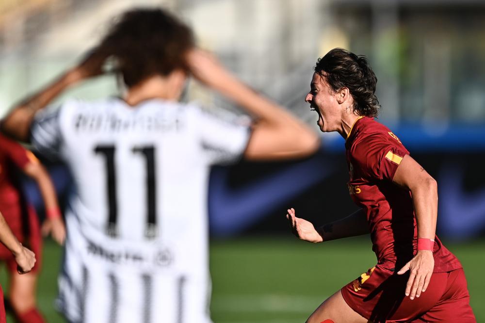 Mg Parma 05/11/2022 - Supercoppa femminile / Juventus-Roma / foto Matteo Gribaudi/Image Sport
nella foto: esultanza gol Valentina Giacinti