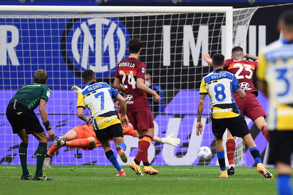 Db Parma 12/05/2021 - campionato di calcio serie A / Inter-Roma / foto Daniele Buffa/Image Sport
nella foto: gol Matias Vecino