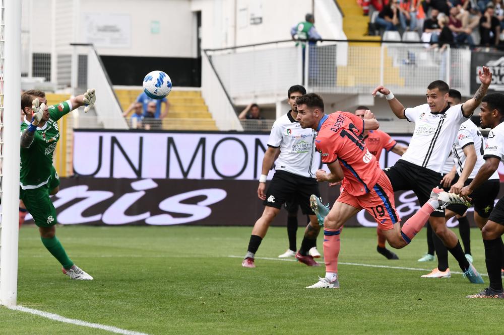 La Spezia 08/05/2022 - campionato di calcio serie A / Spezia-Atalanta / foto Image Sport
nella foto: gol Berat Djimsiti