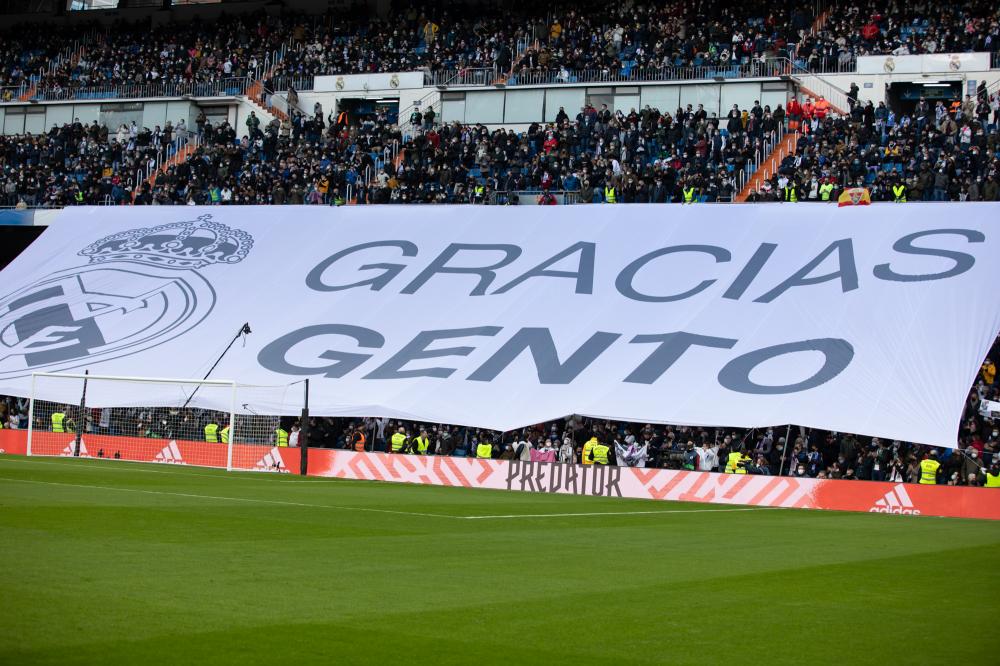 Madrid, LaLiga 2021/2022, Real Madrid CF-Elche CF, giocata allo stadio Santiago Bernabeu, nella foto: Homenaje Paco Gento