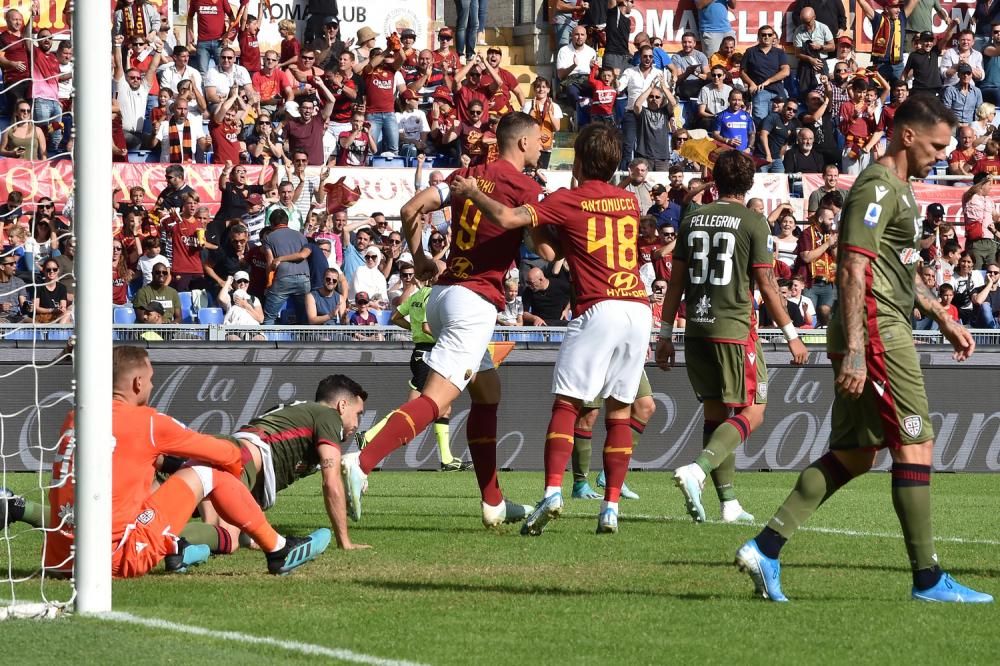 As Roma 06/10/2019 - campionato di calcio serie A / Roma-Cagliari / foto Antonello Sammarco/Image Sport
nella foto: esultanza gol Roma