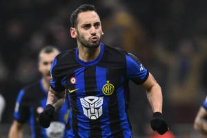 Mg Milano 09/12/2023 - campionato di calcio serie A / Inter-Udinese / foto Matteo Gribaudi/Image Sport
nella foto: esultanza gol Hakan Calhanoglu