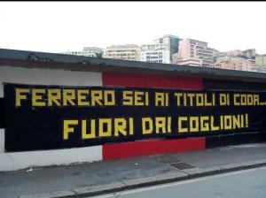 Striscione tifosi Samp contro Ferrero