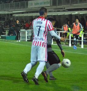 Alessandria, Serie B, 2021/2022, Alessandria-Vicenza 0-1, giocata allo stadio Giuseppe Moccagatta, nella foto: Mirko Gori contrastato da Michele Cavion