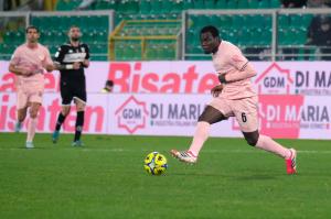 Palermo, Italy, 18 January 2026. Renzo Barbera Stadium, Palermo vs Spezia, match valid for the 2025/2026 Serie B championship. In the photo: Claudio Gomes (Palermo FC)