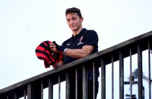Higuain e Caldara in Duomo