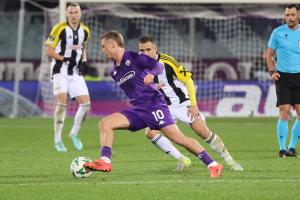 Albert Gudmundsson  - Fiorentina-Lask Conference League -  stagione 2024-2025 - Stadio Artemio Franchi - Firenze - 12.12.2024 - ore 18.45 - foto Federico De Luca 2024 - tutti i diritti riservati - vietata la riproduzione anche parziale