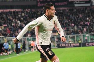 Palermo, Italia, 1 novembre 2025. Stadio Renzo Barbera, Palermo vs Pescara, match valido per il campionato di Serie B 2025/2026. Nella foto: Esultanza Niccolo’ Pierozzi (Palermo FC)