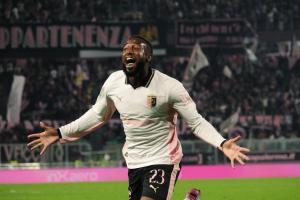 Palermo, Italy, 1 November 2025. Renzo Barbera Stadium, Palermo vs Pescara, match valid for the 2025/2026 Serie B championship. In the photo: Salim Diakite' (Palermo FC) celebrating