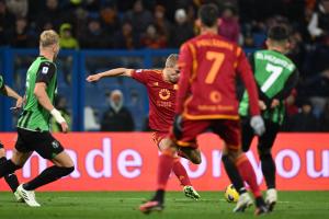 Mg Reggio Emilia 03/12/2023 - campionato di calcio serie A / Sassuolo-Roma / foto Matteo Gribaudi/Image Sport
nella foto: gol Rasmus Kristensen