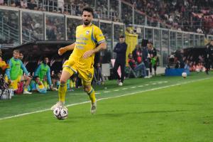 Palermo, Italia, 1 novembre 2025. Stadio Renzo Barbera, Palermo vs Pescara, match valido per il campionato di Serie B 2025/2026. Nella foto: Fabrizio Caligara (Pescara)