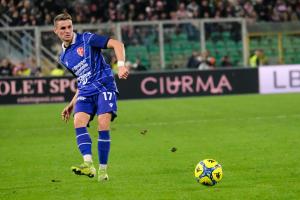 Palermo, Italy, 27 December 2025. Renzo Barbera Stadium, Palermo vs Padova, match valid for the 2025/2026 Serie B championship. In the photo: Alessandro Capelli (Padua)