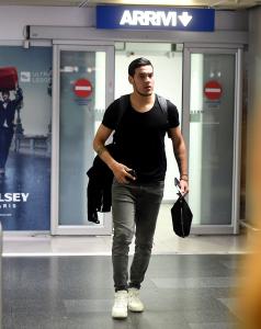 Arrivo Gustavo Gomez a Linate