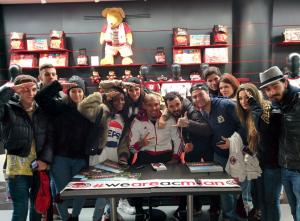 De Jong al Casa Milan Store