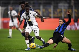 Cm Milano 09/12/2023 - campionato di calcio serie A / Inter-Udinese / foto Cristiano Mazzi/Image Sport nella foto: Jordan Zemura-Matteo Darmian