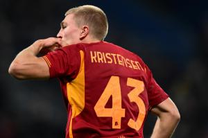 Mg Reggio Emilia 03/12/2023 - campionato di calcio serie A / Sassuolo-Roma / foto Matteo Gribaudi/Image Sport
nella foto: esultanza gol Rasmus Kristensen