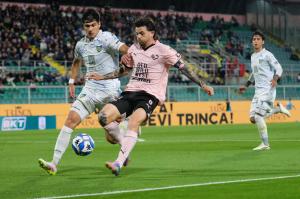 Palermo, Serie B 2024/2025, Palermo-Carrarese 1-1, Stadio Renzo Barbera /foto Federico Serra/, nella foto: Matteo Brunori