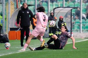 Palermo, Italy, 21 February 2026. Renzo Barbera Stadium, Palermo FC vs FC Sudtirol, match valid for the 2025/2026 Serie B championship. In the photo: Tommaso Augello (Palermo FC)