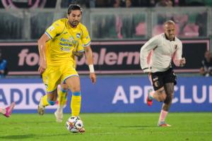 Palermo, Italy, 1 November 2025. Renzo Barbera Stadium, Palermo vs Pescara, match valid for the 2025/2026 Serie B championship. In the photo: Antonio Di Nardo (Pescara)