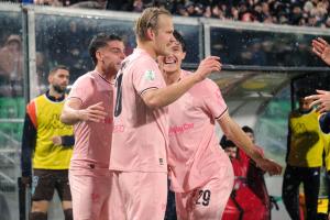 Palermo, Italia, 7 febbraio 2026. Stadio Renzo Barbera, Palermo vs Empoli, match valido per il campionato di Serie B 2025/2026. Nella foto: Esultanza Joel Pohjanpalo (Palermo FC)