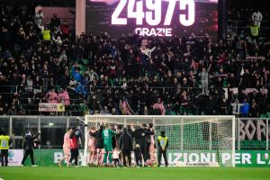 Palermo, Italia, 7 febbraio 2026. Stadio Renzo Barbera, Palermo vs Empoli, match valido per il campionato di Serie B 2025/2026. Nella foto: Festeggiamenti Palermo FC
