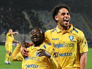 Frosinone-Bari
seydou fini, anthony oyono