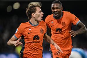 Ci Napoli 03/12/2023 - campionato di calcio serie A / Napoli-Inter / foto Carmelo Imbesi/Image Sport
nella foto: esultanza gol Nicolo' Barella