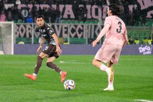 Palermo, Italia, 7 febbraio 2026. Stadio Renzo Barbera, Palermo vs Empoli, match valido per il campionato di Serie B 2025/2026. Nella foto: Antonio Candela (Empoli FC) e Tommaso Augello (Palermo FC)