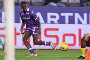 Michael Kayode  - Fiorentina-Parma Coppa Italia ottavi di finale stagione 2023-2024 - 06.12.2023 ore 21.00 - Stadio Artemio Franchi - Firenze - foto Federico De Luca @fdlcom 2023 - tutti i diritti riservati - vietata la riproduzione anche parziale.