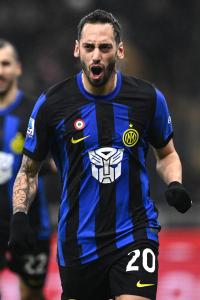 Mg Milano 09/12/2023 - campionato di calcio serie A / Inter-Udinese / foto Matteo Gribaudi/Image Sport
nella foto: esultanza gol Hakan Calhanoglu