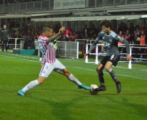 Alessandria, Serie B, 2021/2022, Alessandria-Vicenza 0-1, giocata allo stadio Giuseppe Moccagatta, nella foto: Diego Fabbrini contrastato da Christian Maggio