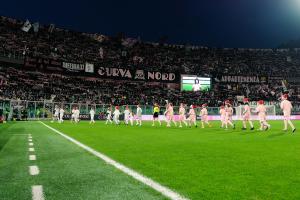 Palermo, Italy, 27 December 2025. Renzo Barbera Stadium, Palermo vs Padova, match valid for the 2025/2026 Serie B championship. In the photo: Palermo fans