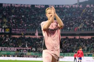 Palermo, Italy, 27 December 2025. Renzo Barbera Stadium, Palermo vs Padova, match valid for the 2025/2026 Serie B championship. In the photo: Joel Pohjanpalo (Palermo FC)