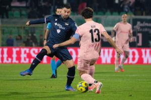 Palermo, Italy, 12 December 2025. Renzo Barbera Stadium, Palermo vs Sampdoria, match valid for the 2025/2026 Serie B championship. In the photo: Massimo Coda (Sampdoria) and Mattia Bani (Palermo FC)