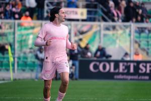 Palermo, Italy, 21 February 2026. Renzo Barbera Stadium, Palermo FC vs FC Sudtirol, match valid for the 2025/2026 Serie B championship. In the photo: Tommaso Augello (Palermo FC)
