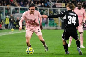 Palermo, Italy, 18 January 2026. Renzo Barbera Stadium, Palermo vs Spezia, match valid for the 2025/2026 Serie B championship. In the photo: Tommaso Augello (Palermo FC)