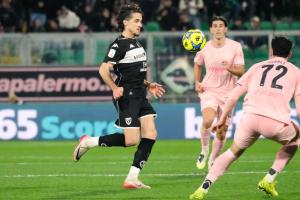Palermo, Italy, 18 January 2026. Renzo Barbera Stadium, Palermo vs Spezia, match valid for the 2025/2026 Serie B championship. In the photo: Leonardo Sernicola (Spezia)